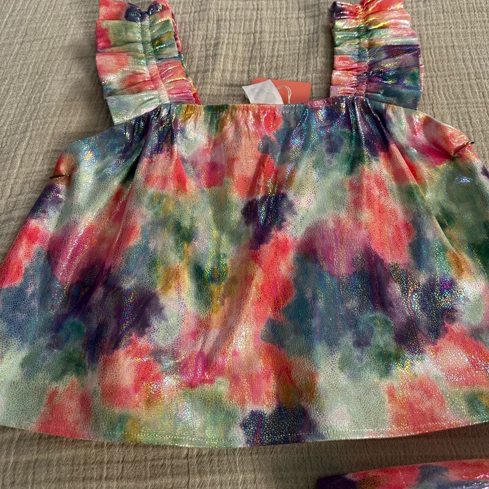 Queen of sparkles top nwt sz small